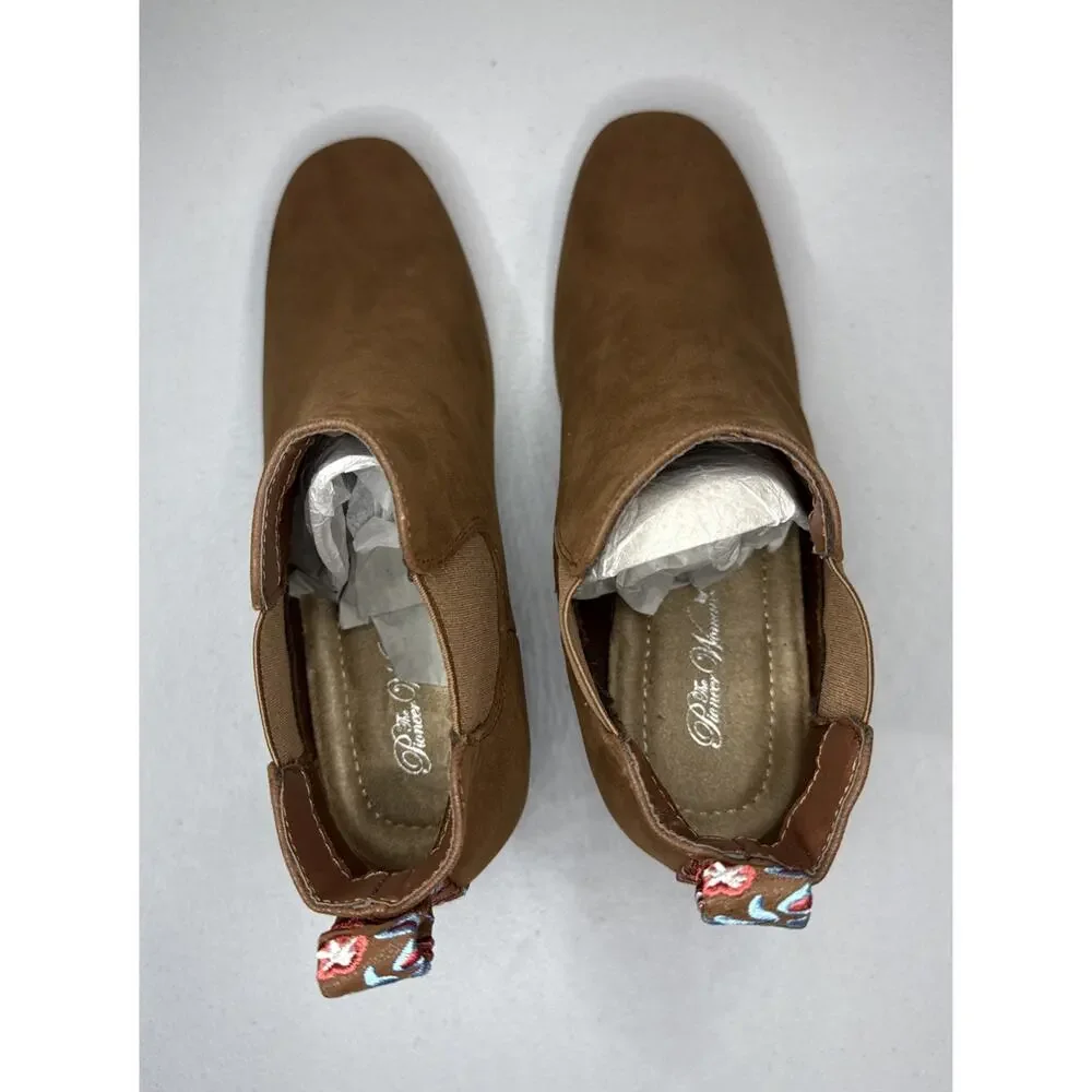 The Pioneer Woman Women's Wedge Bootie Shoes 8.5 Brown
